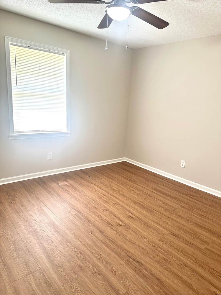 Updated kitchen with modern cabinetry in Memphis investment property 38109