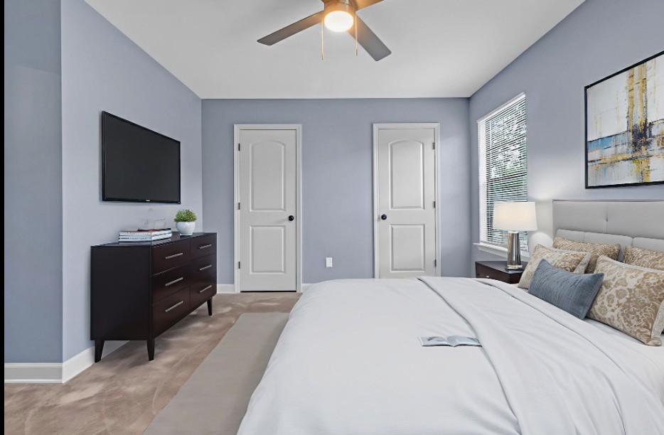 Staged second bedroom with updated finishes in Memphis TN house for sale 38107