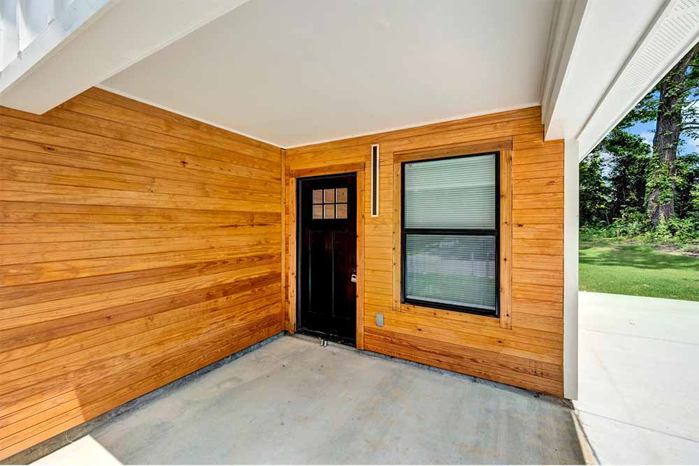 Primary bathroom—easy-care surfaces and modern fixtures, move-in ready Memphis home for sale