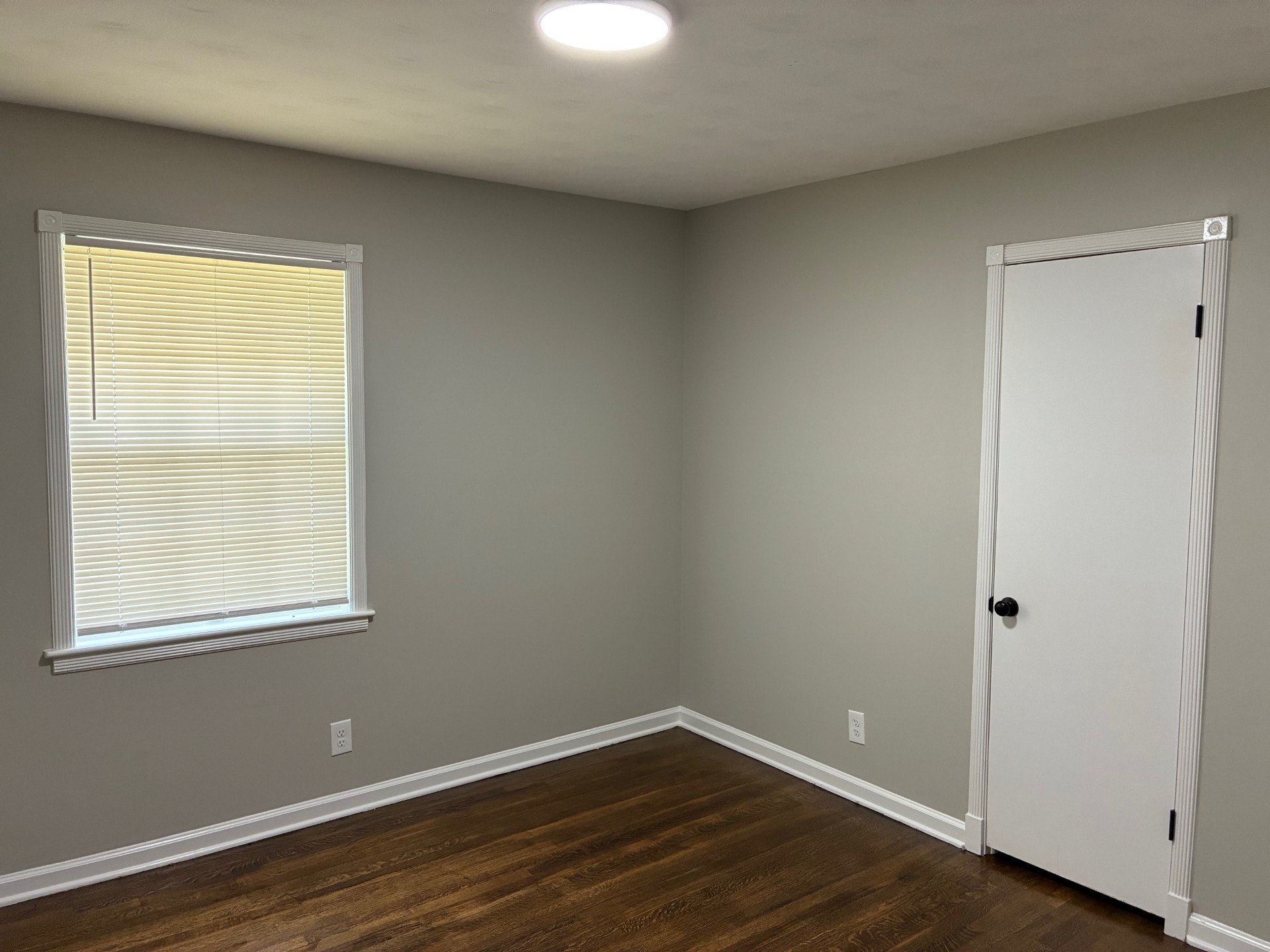 Bright Breakfast Area Adjacent to Kitchen - 38118 Memphis Home