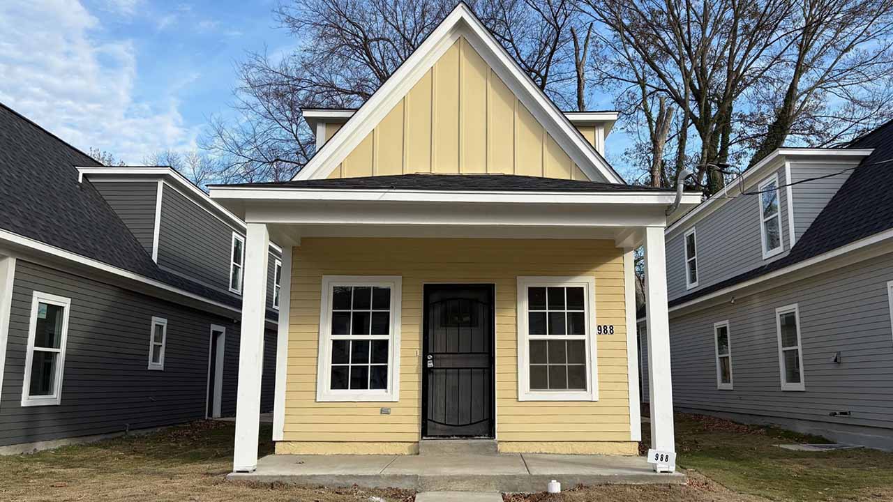 Exterior view of 988 Seattle Drive Memphis TN 38114 new construction home for sale