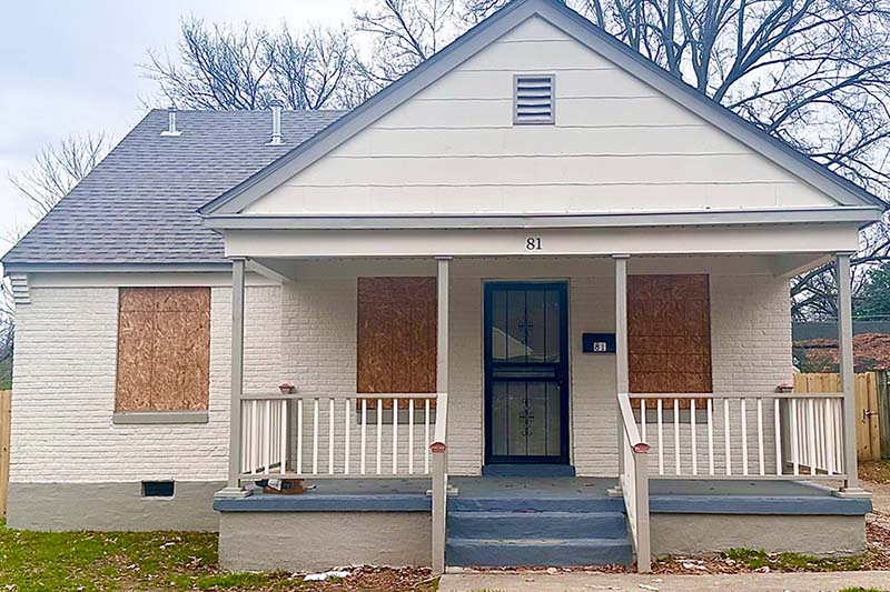 Exterior Front View of the Home at 81 East Fernwood Avenue, Memphis