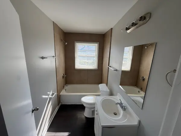 Second Bedroom with Updated Finishes - Memphis Real Estate