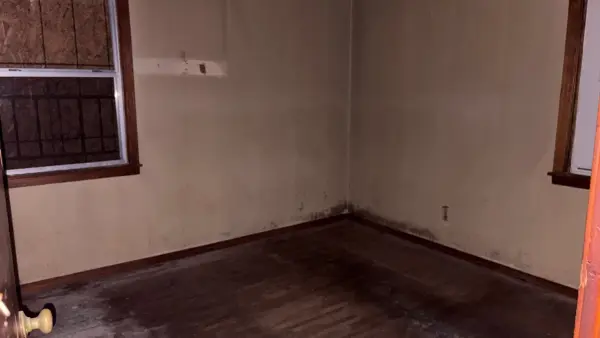 Third bedroom in Memphis TN fixer-upper home for sale