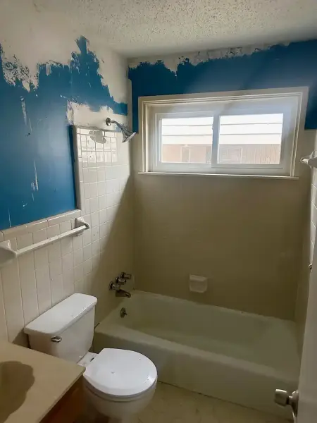 Additional upstairs room with investment potential for Memphis rental property