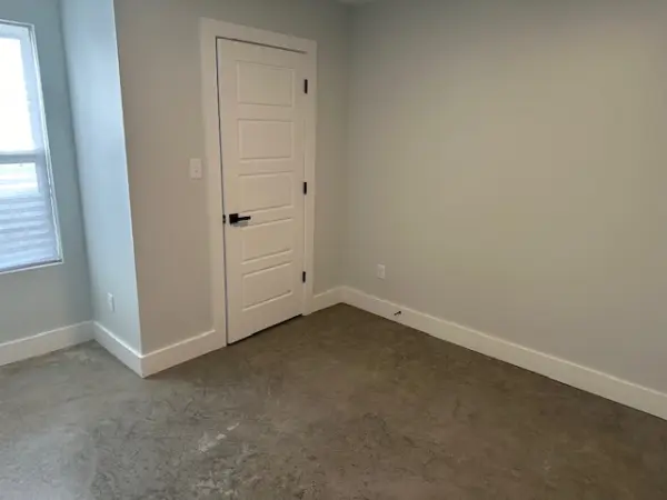 Brand new construction with a 1 year builder warranty. Above market finishes, tile back splash, polished concrete floors, 5 panel doors, Modern lighting, tile & glass showers and modern elevation. House has a tenant waiting to move in at $1795 per month,