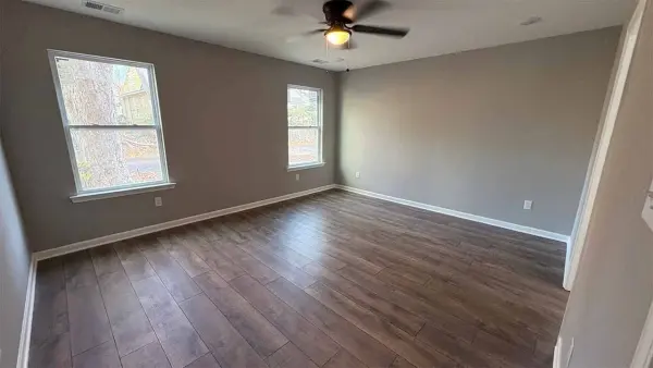 Second bedroom ideal for guest room or office